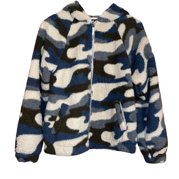 SO Jackets & Blazers - •SO•BLUE/GREEN/BROWN CAMO PRINTED SHERPA FULL ZIP FAUX FUR JACKET SIZE MEDIUM